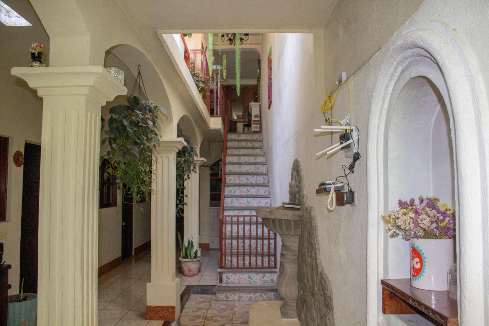 Hotel Jireh Antigua Esterno foto