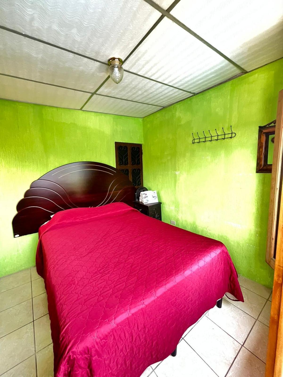 Hotel Jireh Antigua Esterno foto